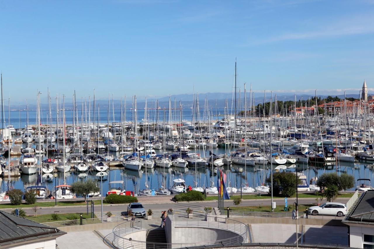 Luxury Marina View Apartment 伊佐拉 外观 照片