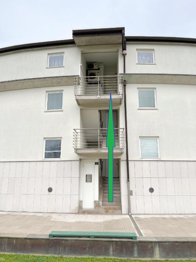 Luxury Marina View Apartment 伊佐拉 外观 照片