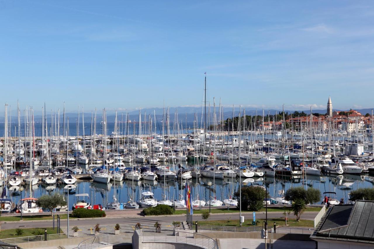Luxury Marina View Apartment 伊佐拉 外观 照片