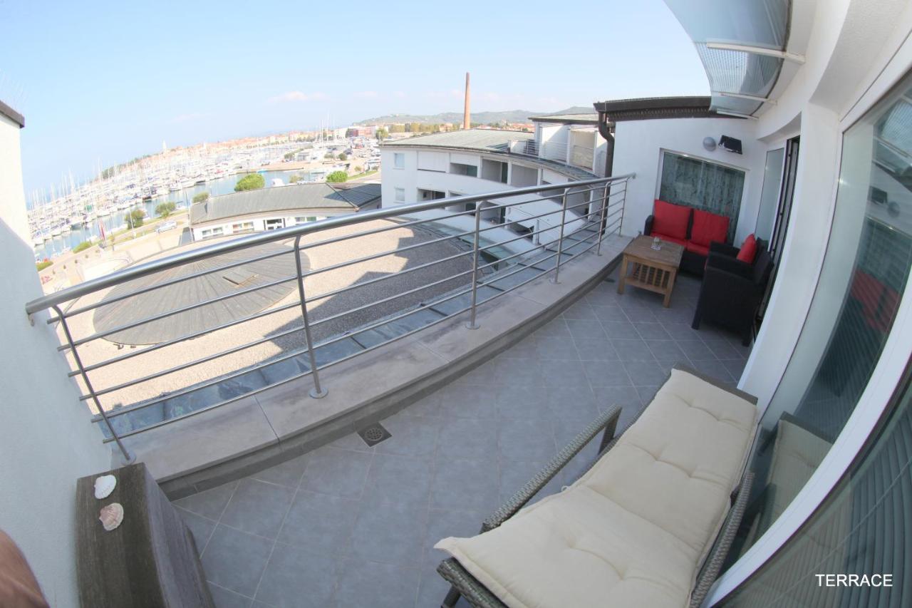 Luxury Marina View Apartment 伊佐拉 外观 照片
