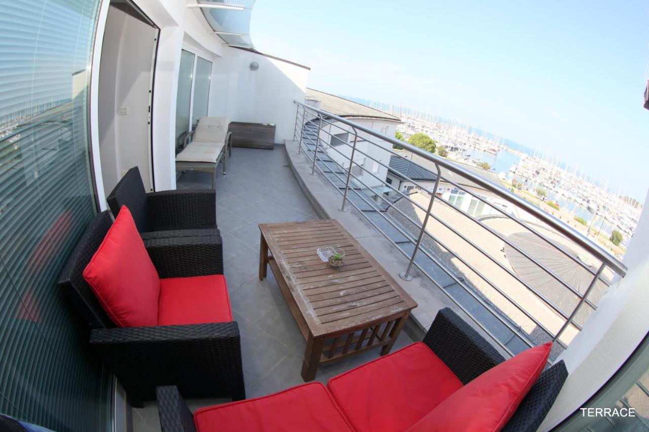 Luxury Marina View Apartment 伊佐拉 外观 照片